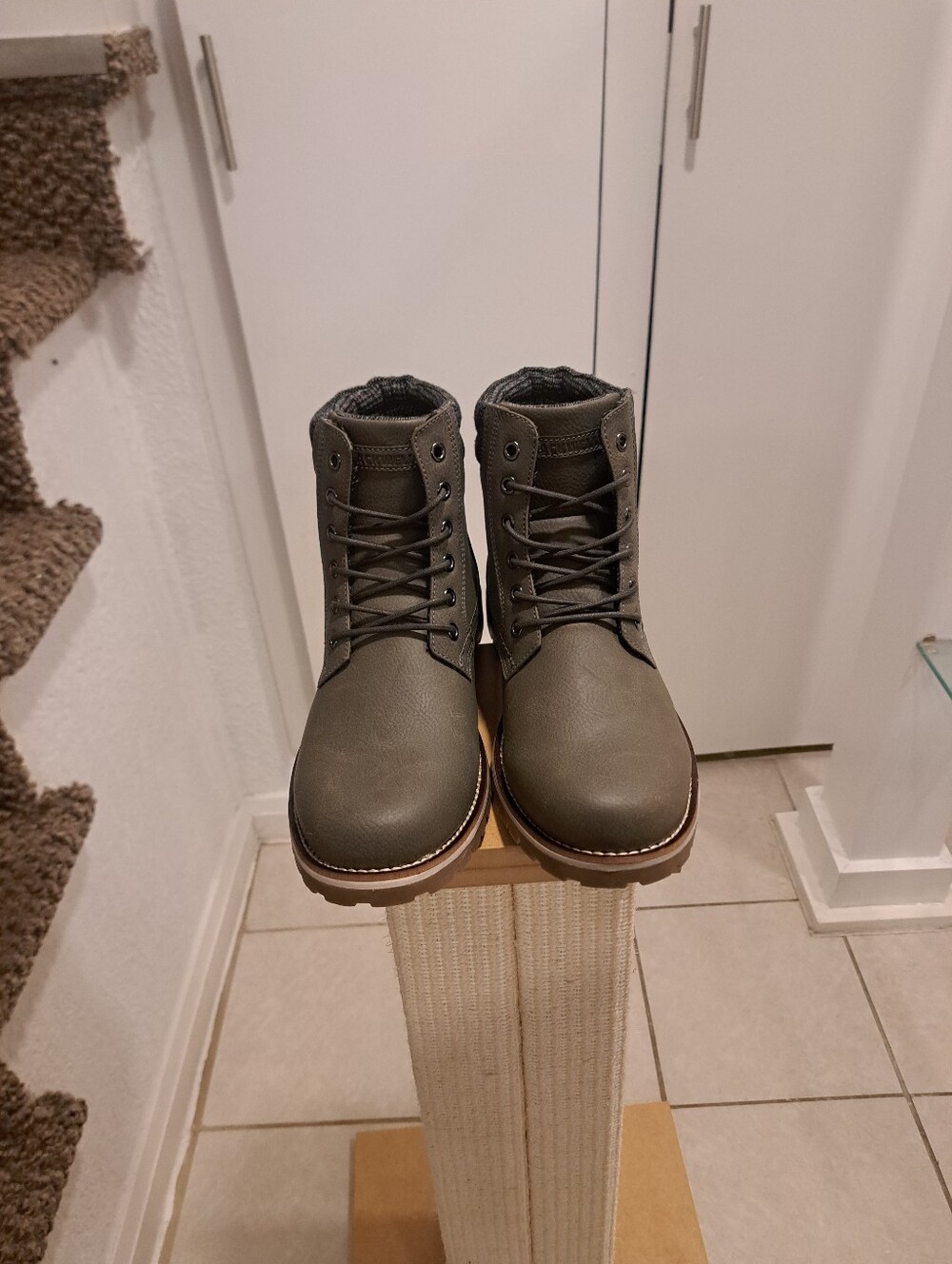 Blackwell Colt Men’s Grey Vegan Leather Lace Up Combat Boots Size 9 NIB